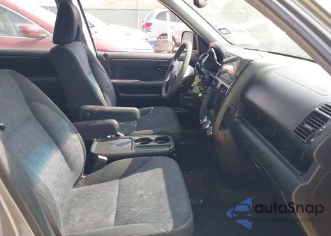 2005 Honda Cr-V Lx z USA, uszkodzony, nr VIN JHLRD685X5C014267